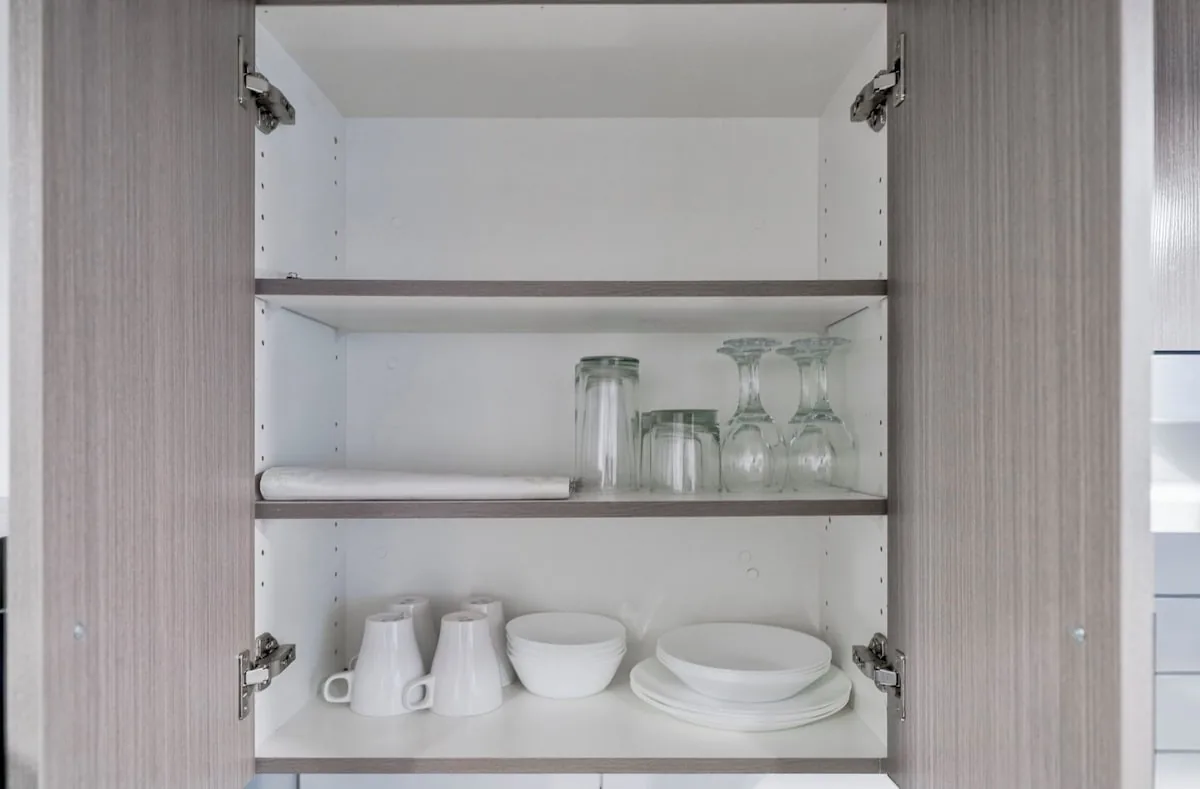 Edgemont Basement Suite — photo 18